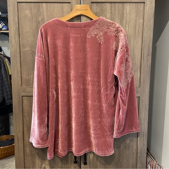 Time For Me Velvet Embroidered Tunic Top Pink medium - Picture 2 of 12